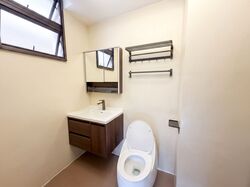 Seletaris (D27), Condominium #599381861